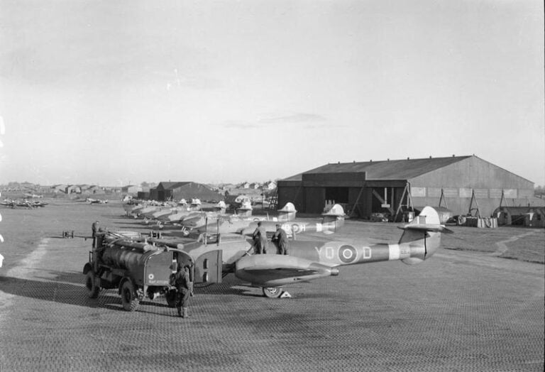 Manston Layout History - History of Manston Airfield